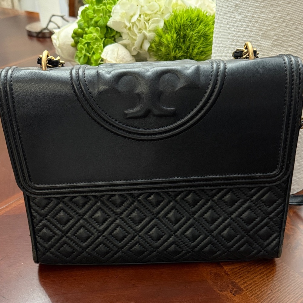 Tory Burch Black Quilted Shoulder Bag